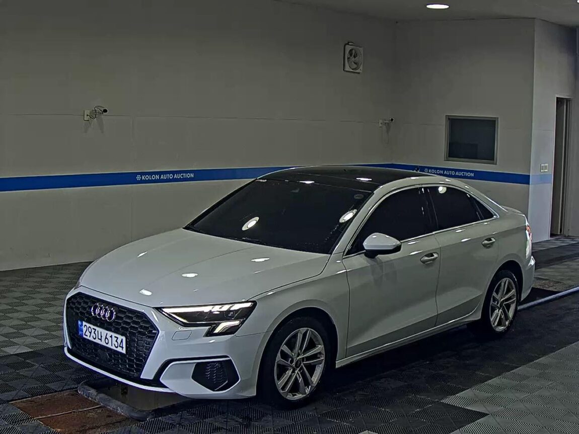 AUDI A3 (4TH GEN) 40 TFSI 2023 - zdjęcie 2