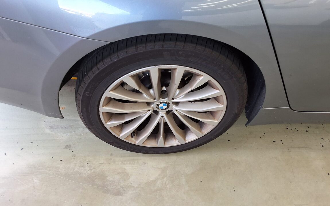 BMW 5 SERIES (7TH GEN) 520d LUXURY LINE PLUS 2019 - zdjęcie 27