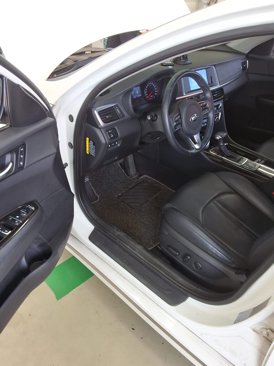 KIA NEW K5 2.0 GASOLINE SPECIAL EDITION MX 2017 - zdjęcie 10