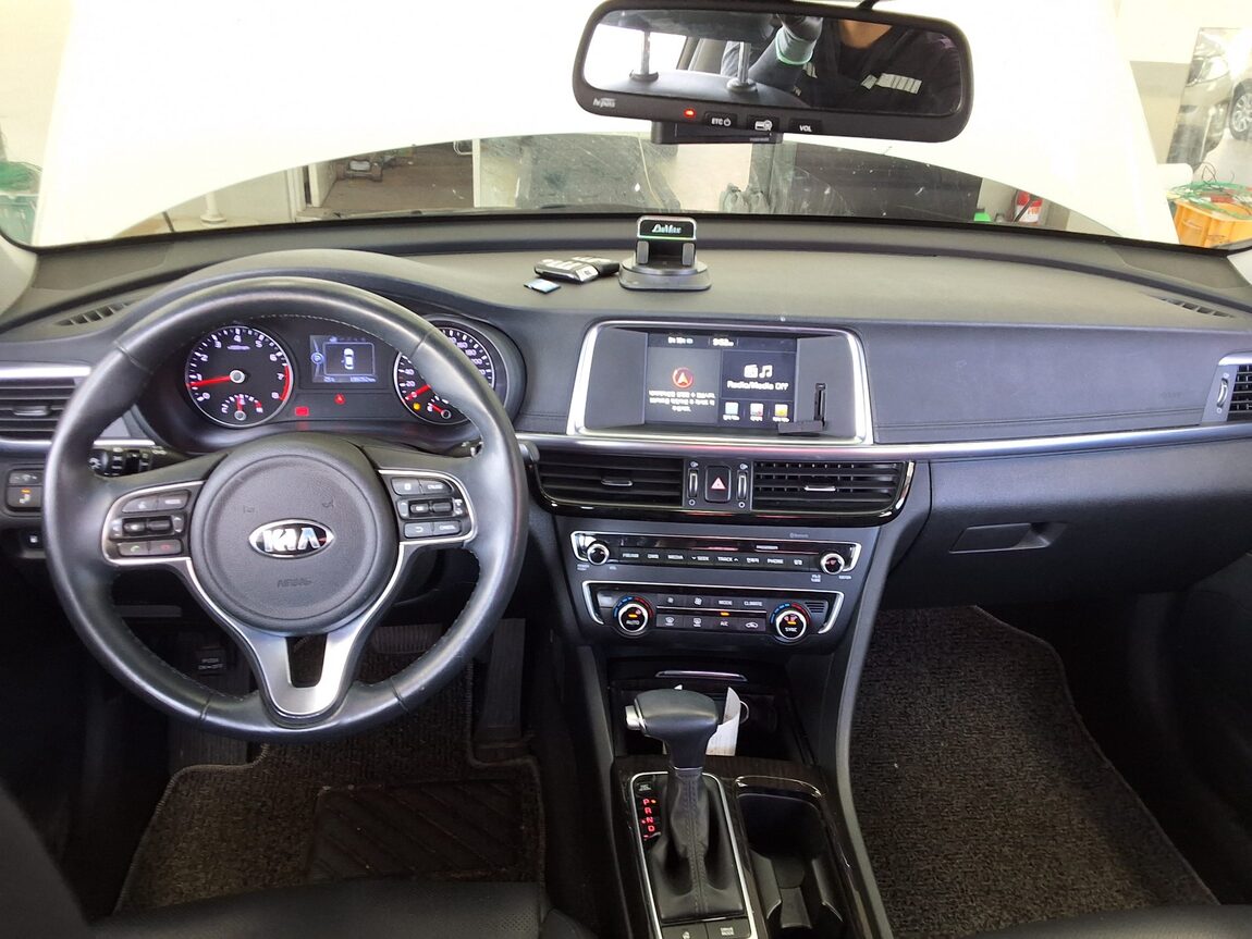 KIA NEW K5 2.0 GASOLINE SPECIAL EDITION MX 2017 - zdjęcie 11