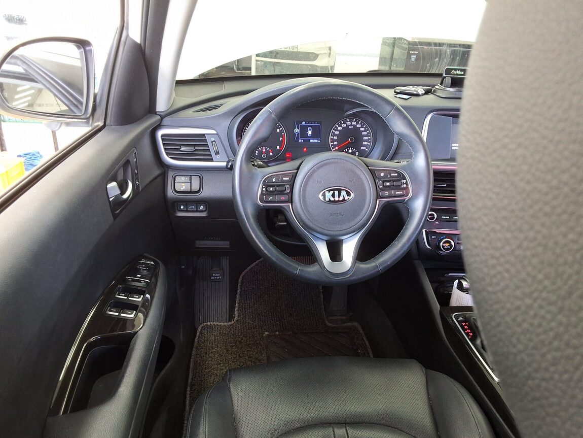 KIA NEW K5 2.0 GASOLINE SPECIAL EDITION MX 2017 - zdjęcie 18