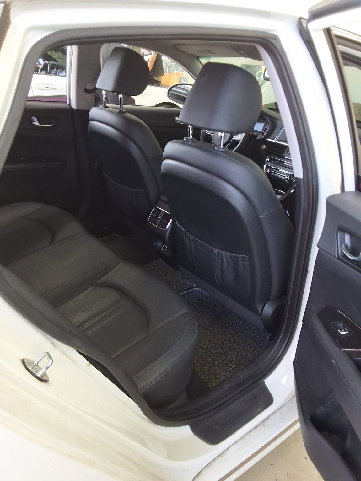 KIA NEW K5 2.0 GASOLINE SPECIAL EDITION MX 2017 - zdjęcie 13