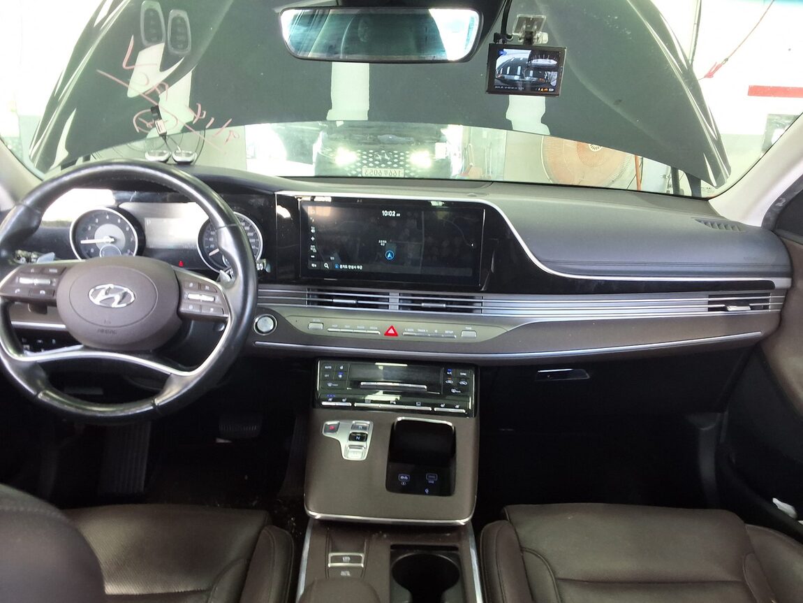 HYUNDAI THE NEW GRANDEUR IG GASOLINE 2.5 PREMIUM CHOICE 2020 - zdjęcie 12