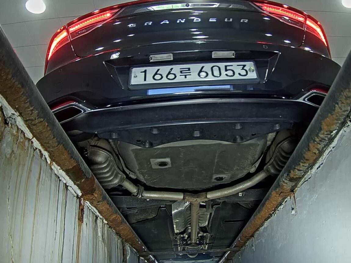 HYUNDAI THE NEW GRANDEUR IG GASOLINE 2.5 PREMIUM CHOICE 2020 - zdjęcie 8