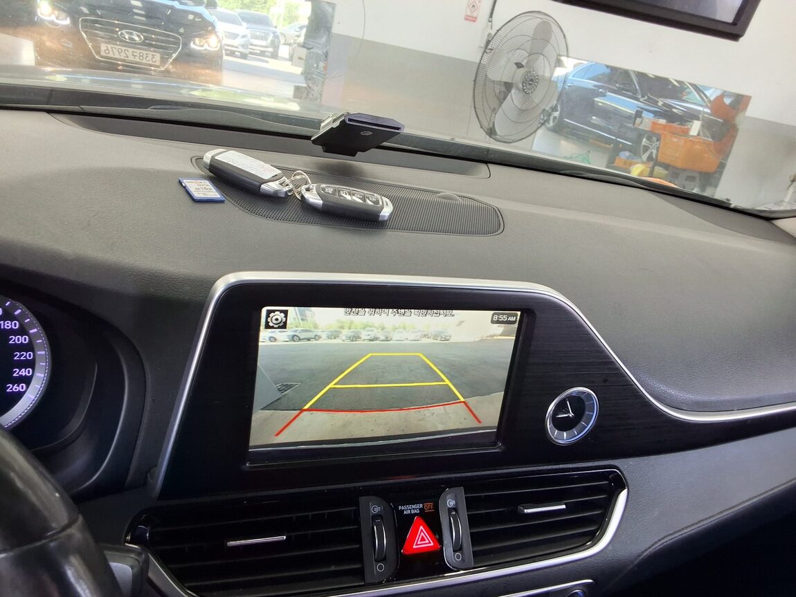 HYUNDAI GRANDEUR IG 3.0 LPi RENTAL CAR MODERN BASIC 2017 - zdjęcie 19