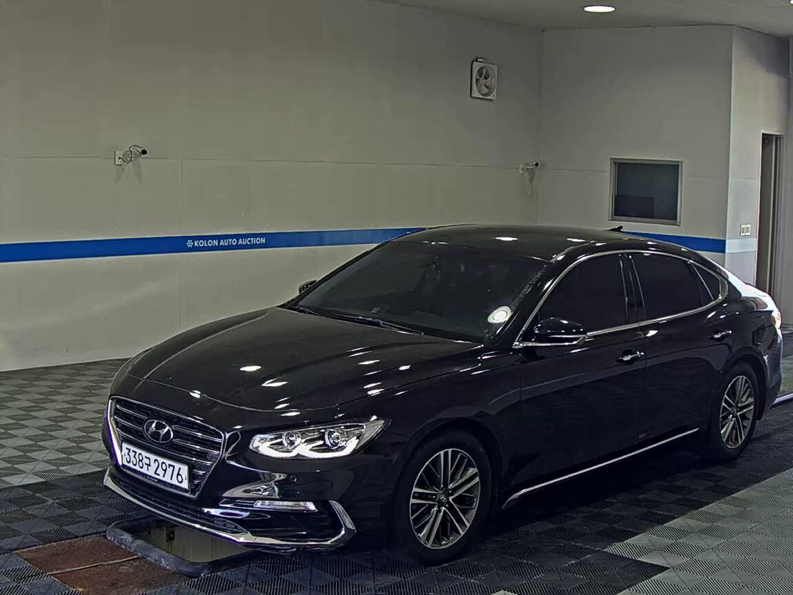 HYUNDAI GRANDEUR IG 3.0 LPi RENTAL CAR MODERN BASIC 2017 - zdjęcie 2