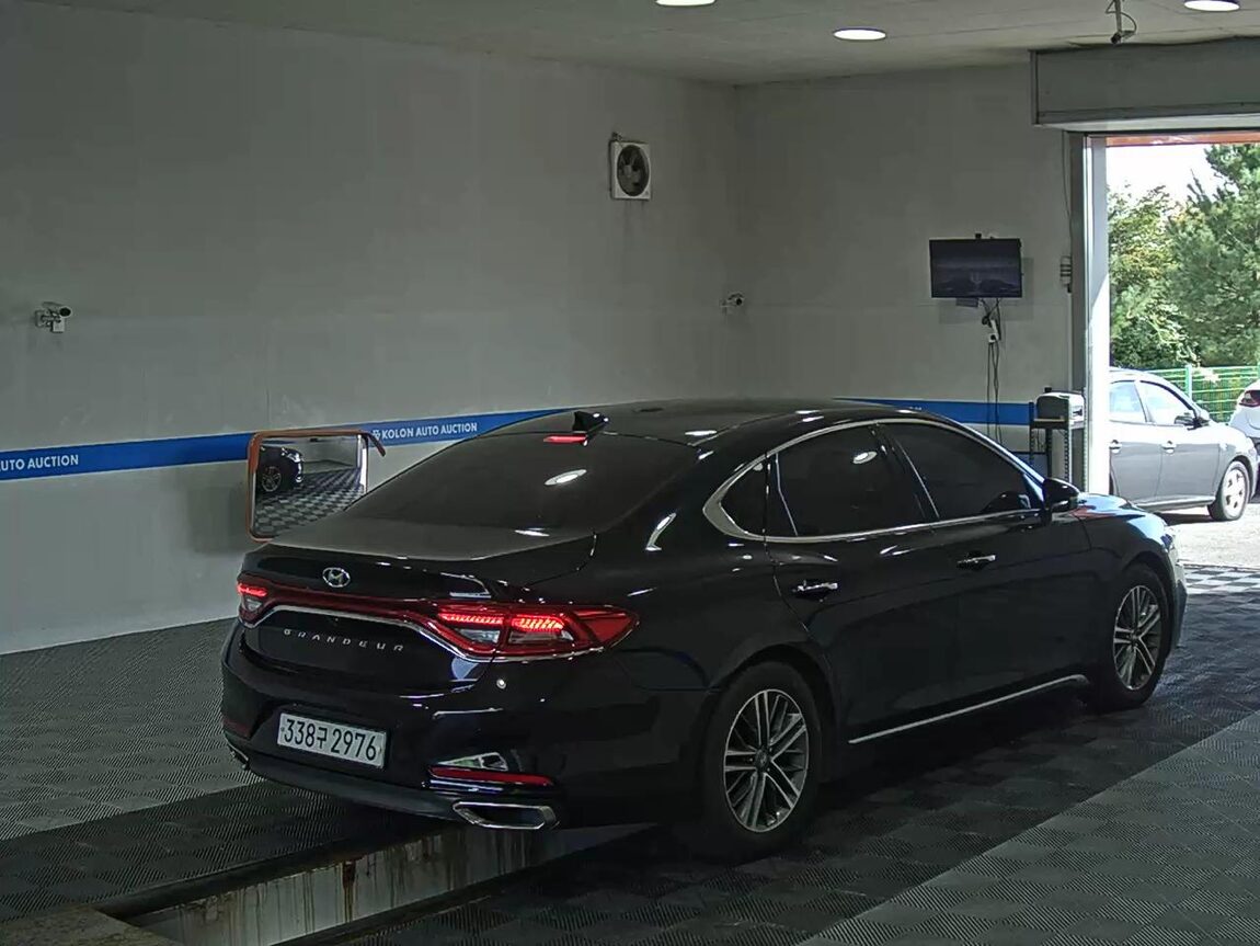 HYUNDAI GRANDEUR IG 3.0 LPi RENTAL CAR MODERN BASIC 2017 - zdjęcie 5