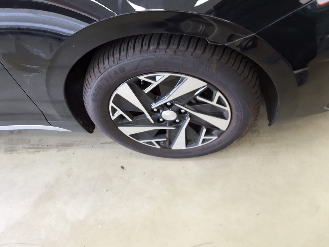 HYUNDAI THE NEW GRANDEUR IG HYBRID 2.4 HEV LE BLANC 2023 - zdjęcie 23