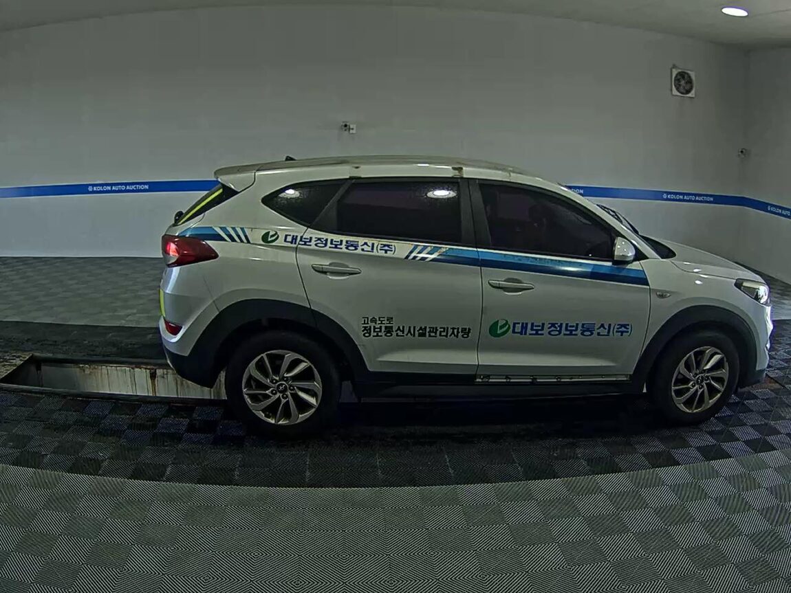 HYUNDAI ALL NEW TUCSON DIESEL R2.0 2WD STYLE 2016 - zdjęcie 4