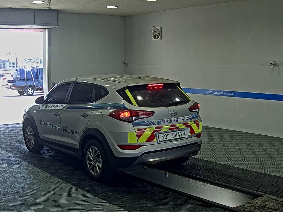 HYUNDAI ALL NEW TUCSON DIESEL R2.0 2WD STYLE 2016 - zdjęcie 6