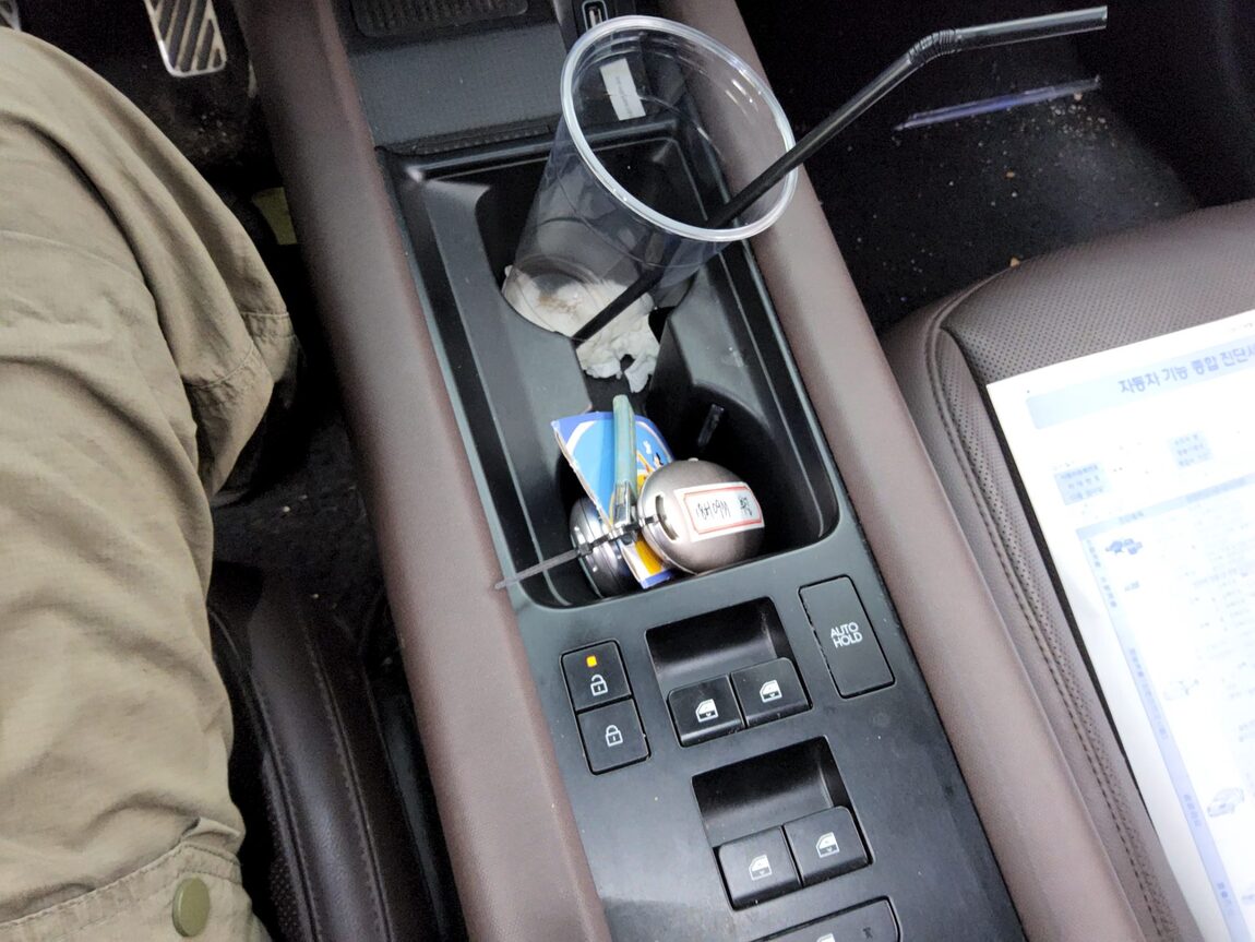 HYUNDAI IONIQ 6 LONG RANGE 2WD PRESTIGE 2023 - zdjęcie 18