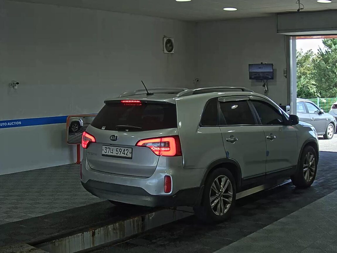 KIA NEW SORENTO R R2.0 2WD PRESTIGE 2014 - zdjęcie 5