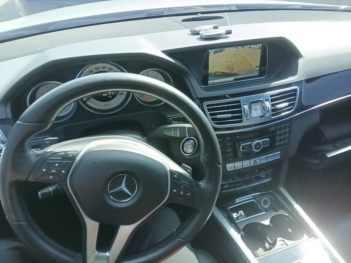 MERCEDES-BENZ E-CLASS (4TH GEN) E250 CDI 4MATIC 2014 - zdjęcie 11