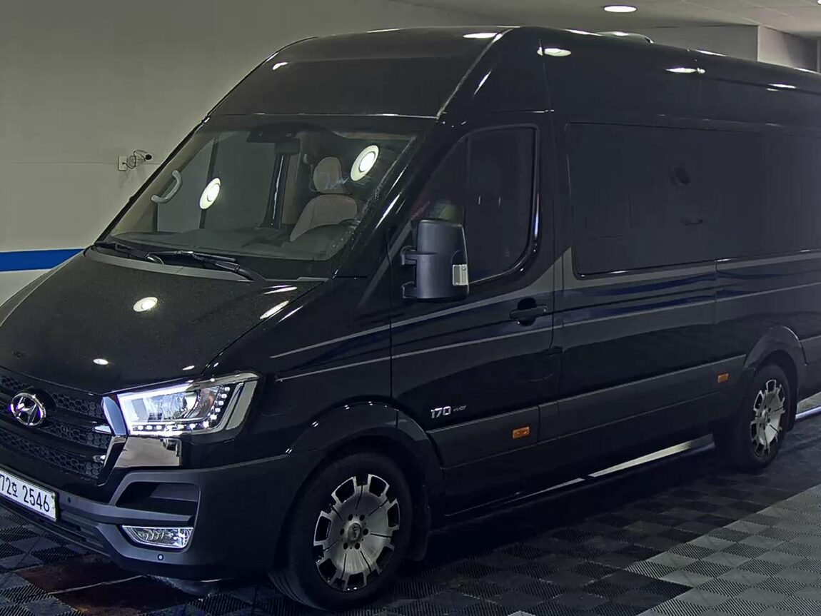 HYUNDAI SOLATI 15-SEATER LUXURY 2018 - zdjęcie 2