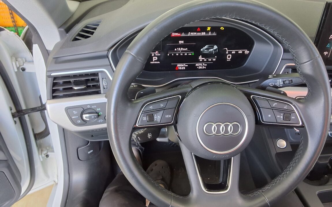 AUDI A5 (2ND GEN) 40TFSI QUATTRO SPORTBACK 2021 - zdjęcie 17