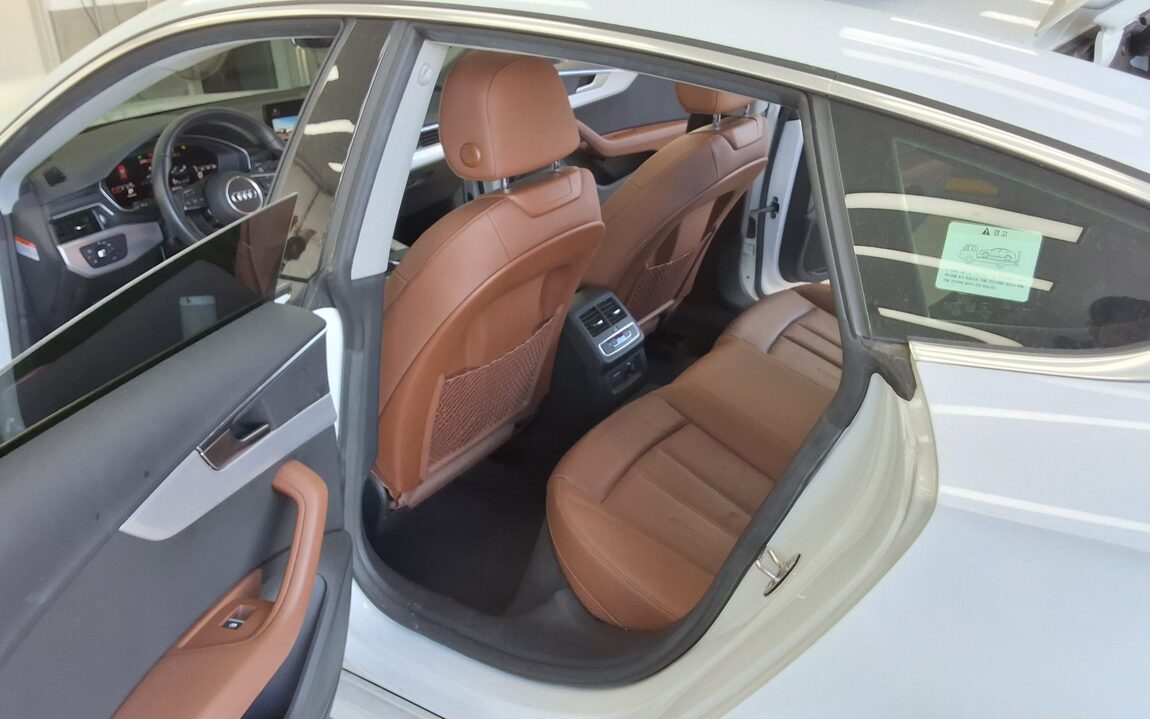 AUDI A5 (2ND GEN) 40TFSI QUATTRO SPORTBACK 2021 - zdjęcie 12