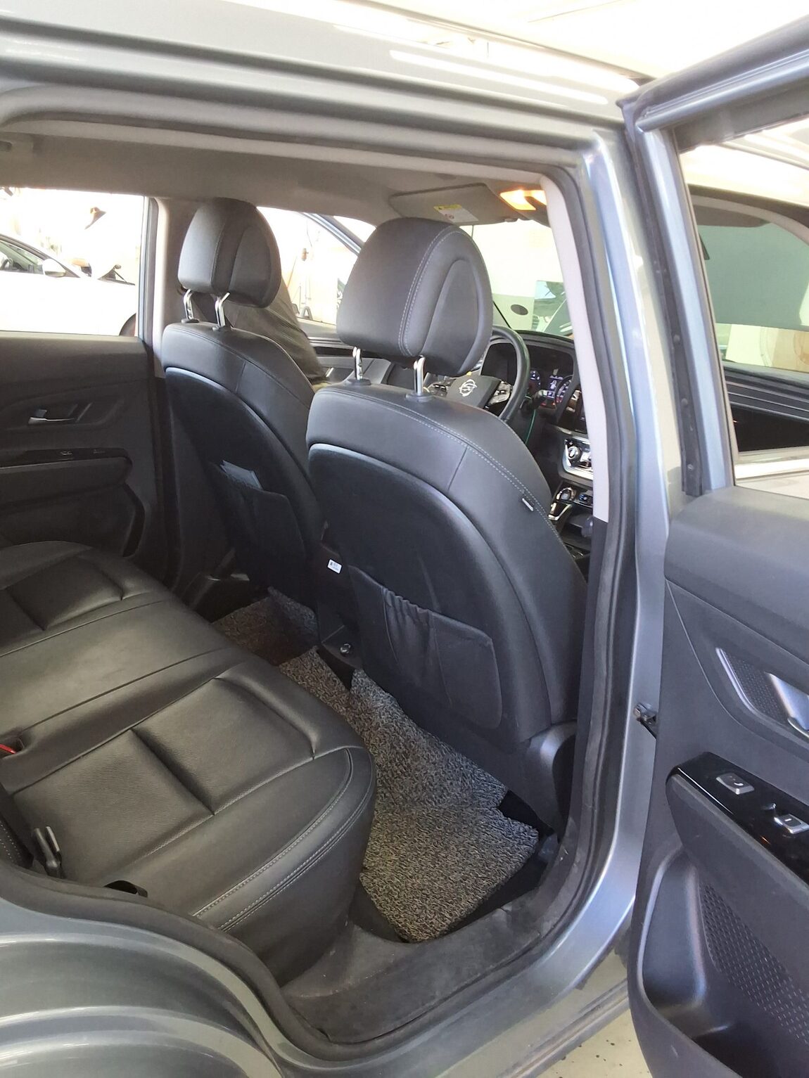 KG MOBILITY (SSANGYONG) ALL NEW KORANDO 1.5 GASOLINE 2WD C5 PLUS 2020 - zdjęcie 13