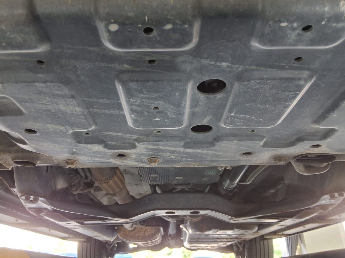 KIA MOHAVE DIESEL 4WD KV300 2014 - zdjęcie 22