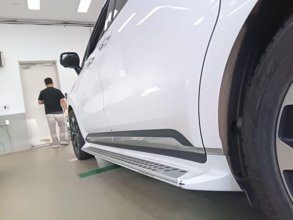 KIA NEW CARNIVAL (KA4) HI-LIMOUSINE 9-SEATER GASOLINE SIGNATURE 2021 - zdjęcie 32