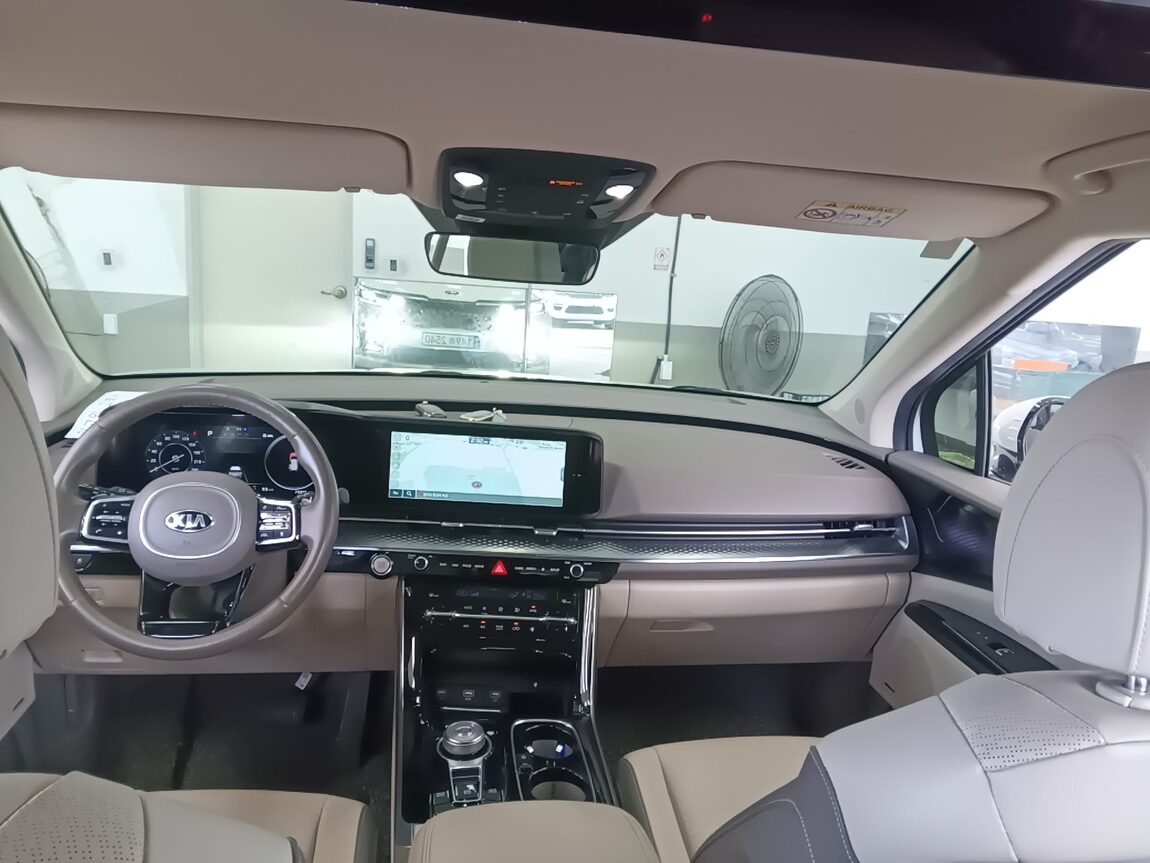 KIA NEW CARNIVAL (KA4) HI-LIMOUSINE 9-SEATER GASOLINE SIGNATURE 2021 - zdjęcie 21