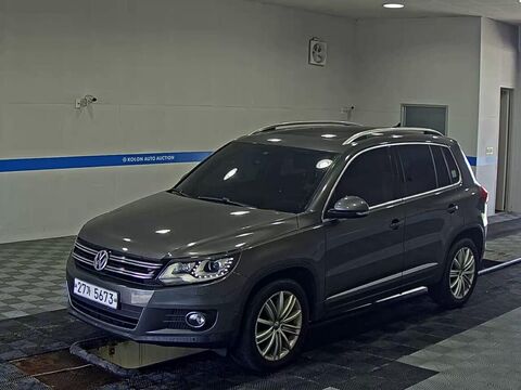 VOLKSWAGEN TIGUAN 2.0 TDI BLUEMOTION PREMIUM 2015 - aukcja, lot SC-01M2S50KNVBN3NP8J06E5QBE2T
