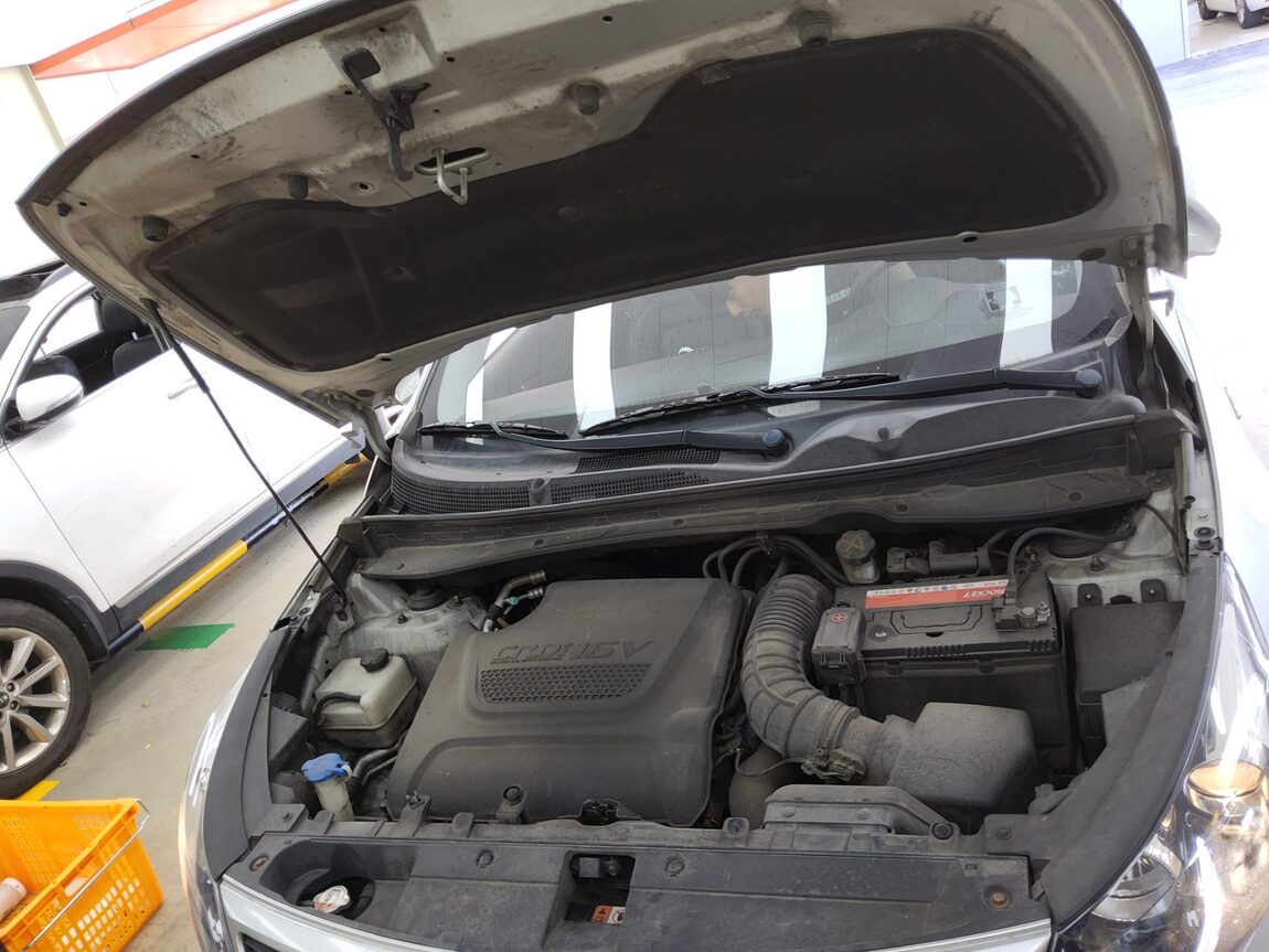 KIA SPORTAGE R DIESEL R2.0 2WD TLX PREMIUM MODEL 2019 - zdjęcie 20