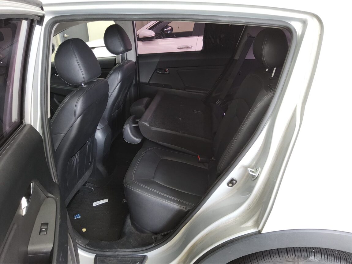 KIA SPORTAGE R DIESEL R2.0 2WD TLX PREMIUM MODEL 2019 - zdjęcie 12