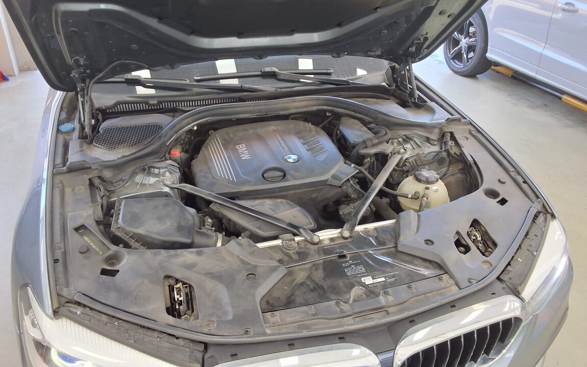 BMW 5 SERIES (7TH GEN) 520d M SPORT PACK SPECIAL 2018 - zdjęcie 22