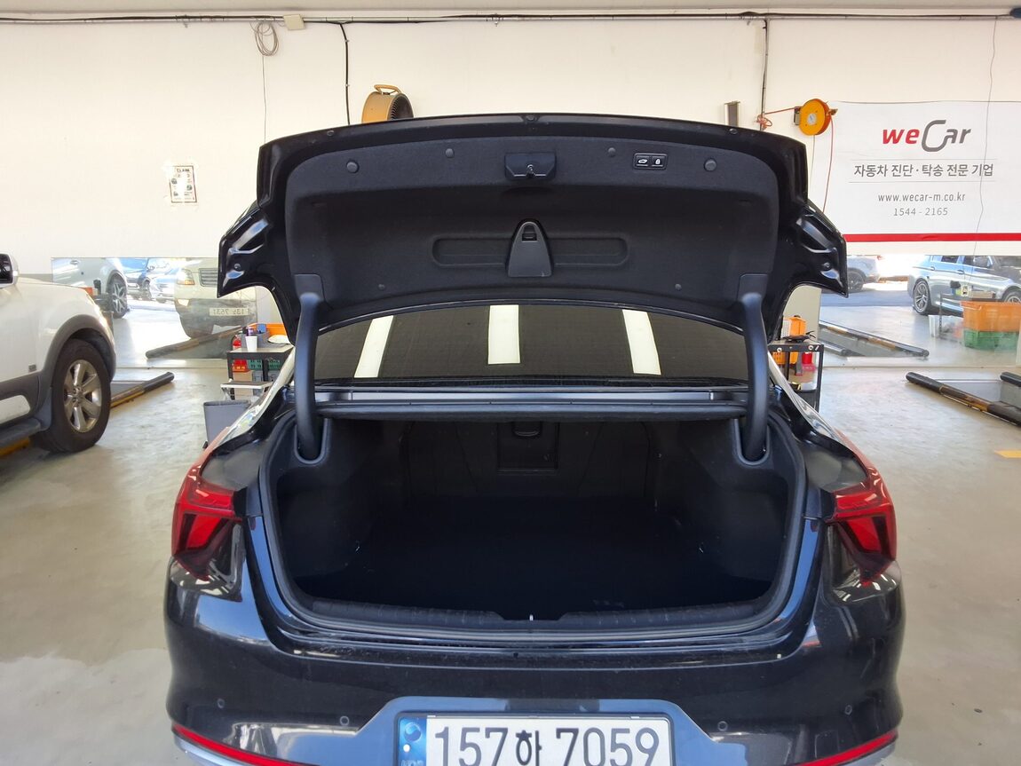 KIA K8 HYBRID HEV SIGNATURE 2022 - zdjęcie 16