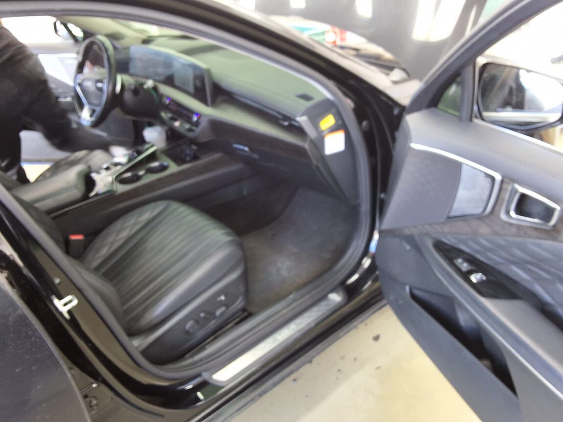 KIA K8 HYBRID HEV SIGNATURE 2022 - zdjęcie 15