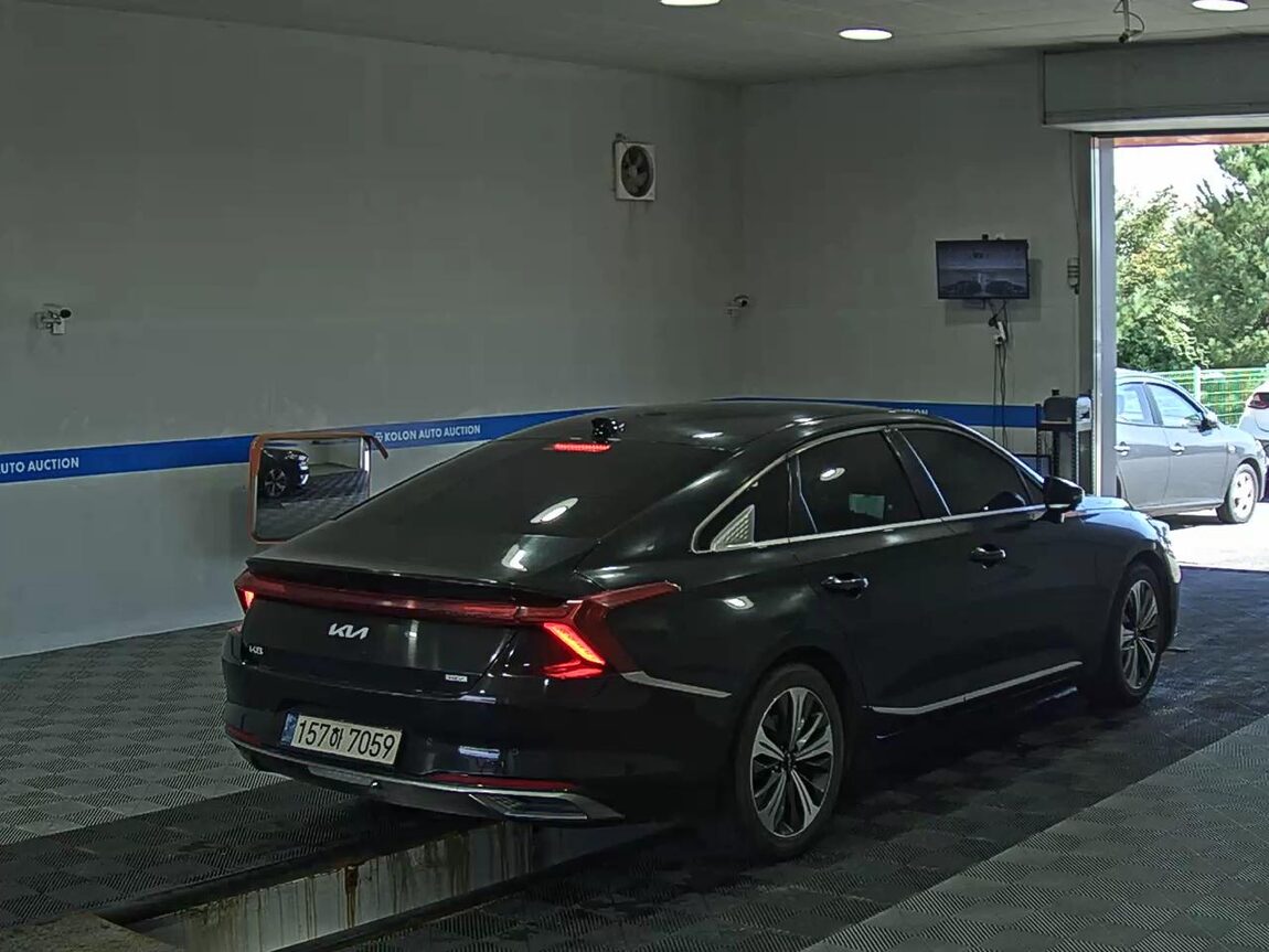 KIA K8 HYBRID HEV SIGNATURE 2022 - zdjęcie 5