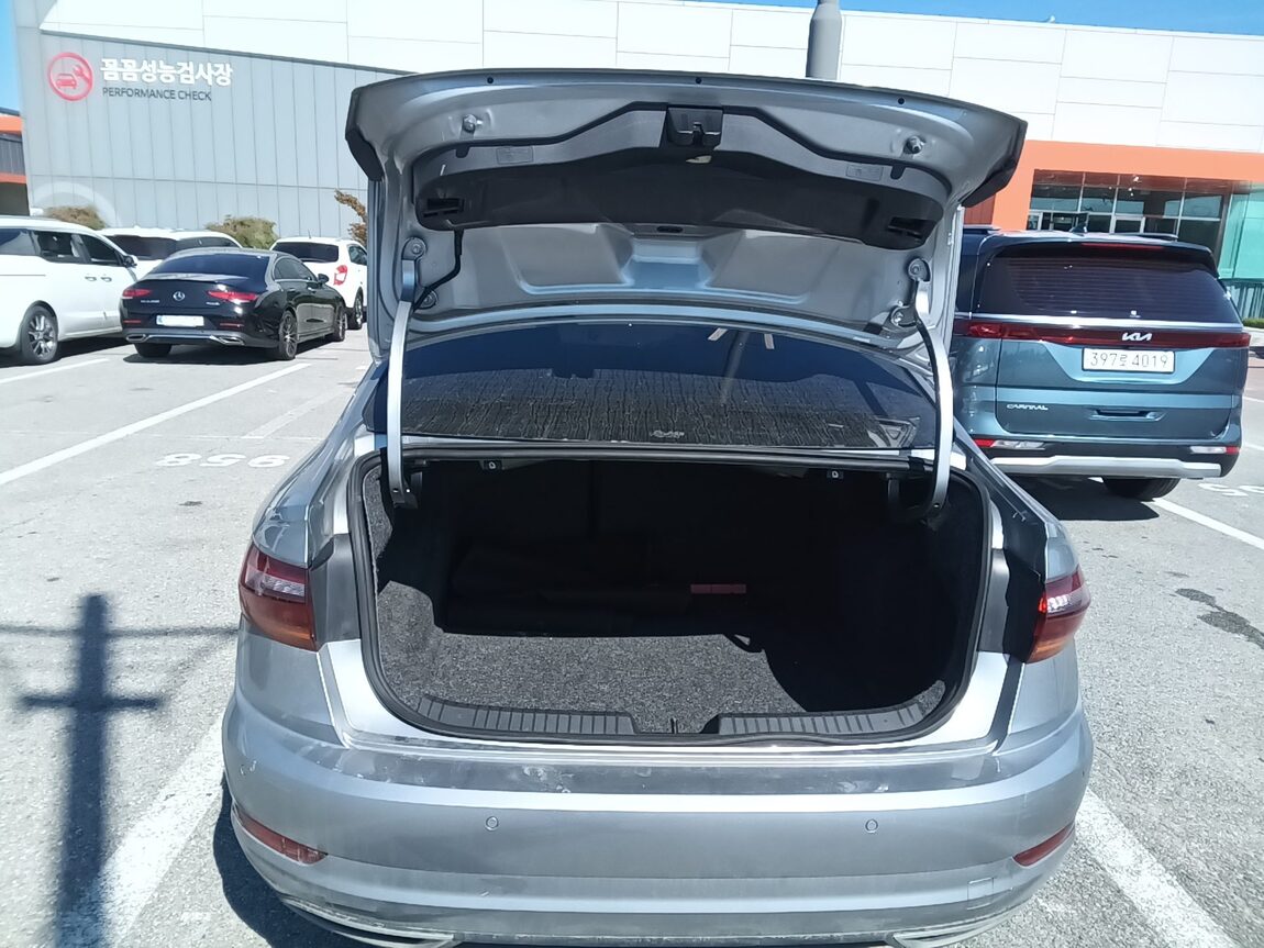 VOLKSWAGEN JETTA (7TH GEN) 1.4 TSI PRESTIGE 2021 - zdjęcie 15