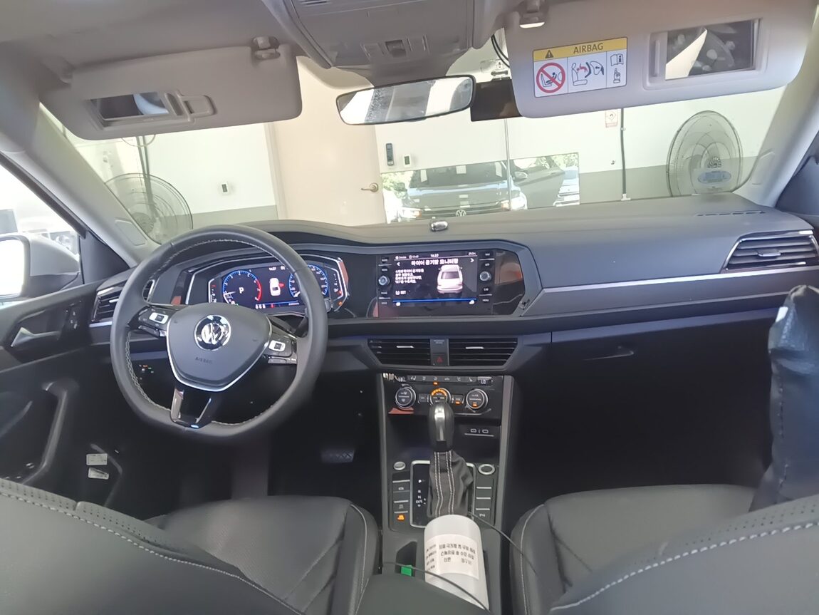 VOLKSWAGEN JETTA (7TH GEN) 1.4 TSI PRESTIGE 2021 - zdjęcie 20