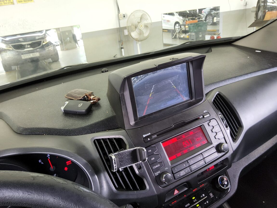 KIA SPORTAGE R DIESEL R2.0 2WD TLX PREMIUM 2012 - zdjęcie 17