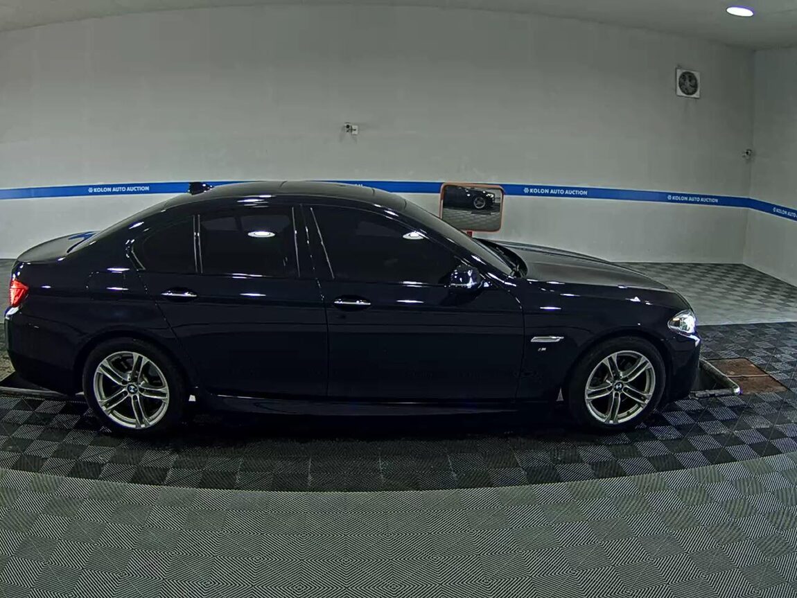 BMW 5 SERIES (6TH GEN) 520d M AERODYNAMIC PRO 2016 - zdjęcie 4