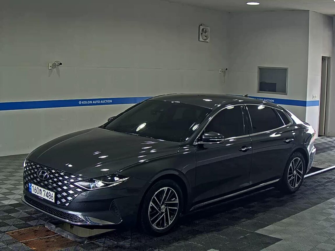 HYUNDAI THE NEW GRANDEUR IG LPi 3.0 RENTAL CAR MODERN 2022 - zdjęcie 2
