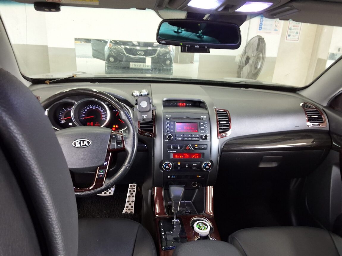 KIA SORENTO R DIESEL 2.0 2WD TLX LUXURY MODEL 2011 - zdjęcie 11
