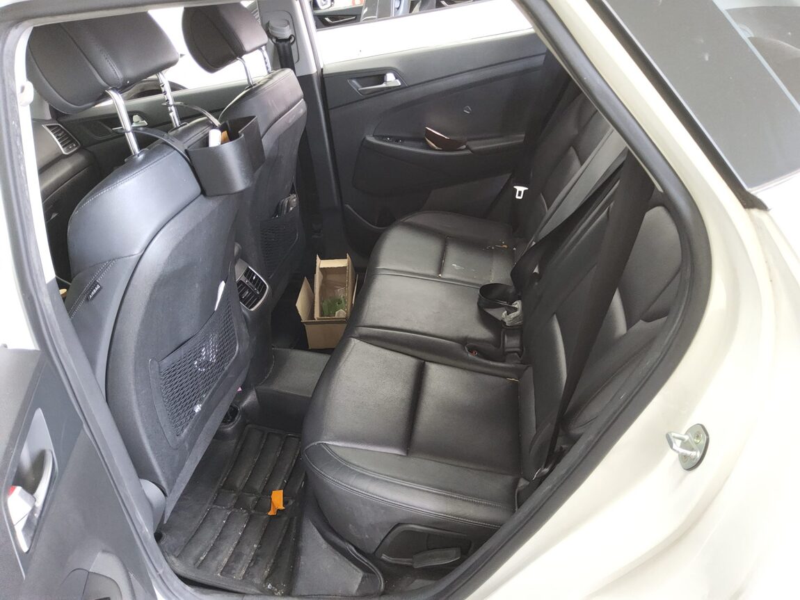 HYUNDAI ALL NEW TUCSON DIESEL 1.7 2WD MODERN FEVER 2017 - zdjęcie 12