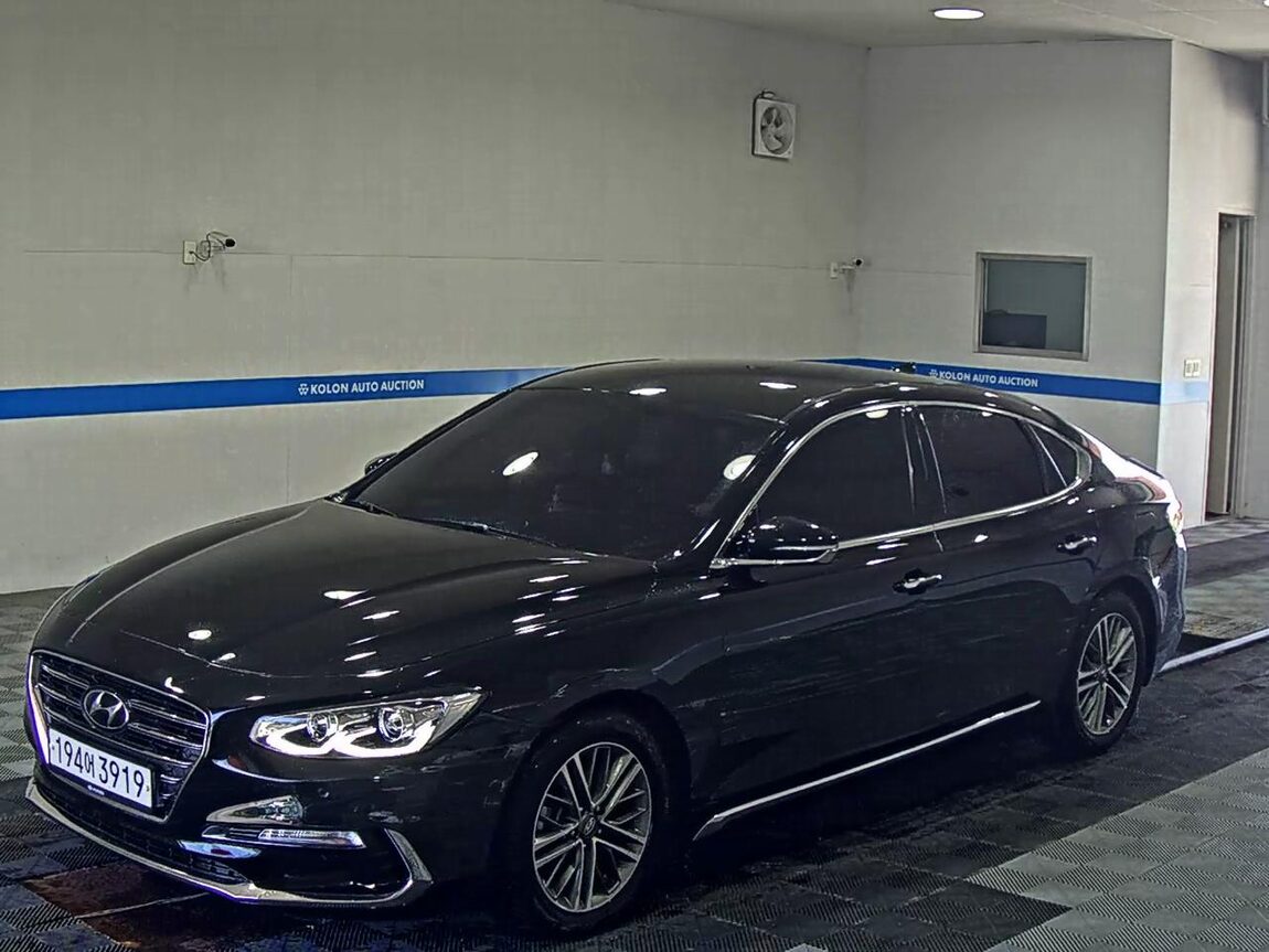HYUNDAI GRANDEUR IG 3.0 GDi MODERN BASIC RENTAL CAR 2019 - zdjęcie 2