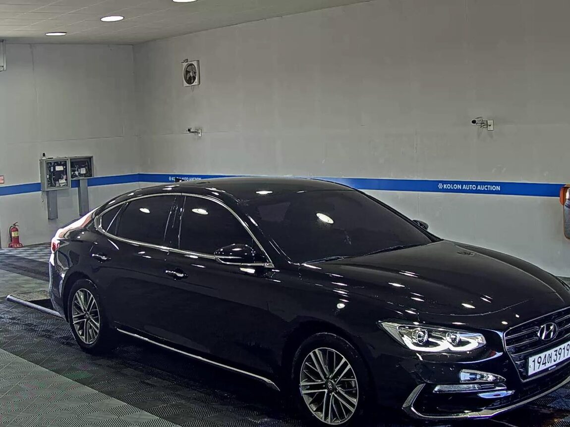 HYUNDAI GRANDEUR IG 3.0 GDi MODERN BASIC RENTAL CAR 2019 - zdjęcie 3