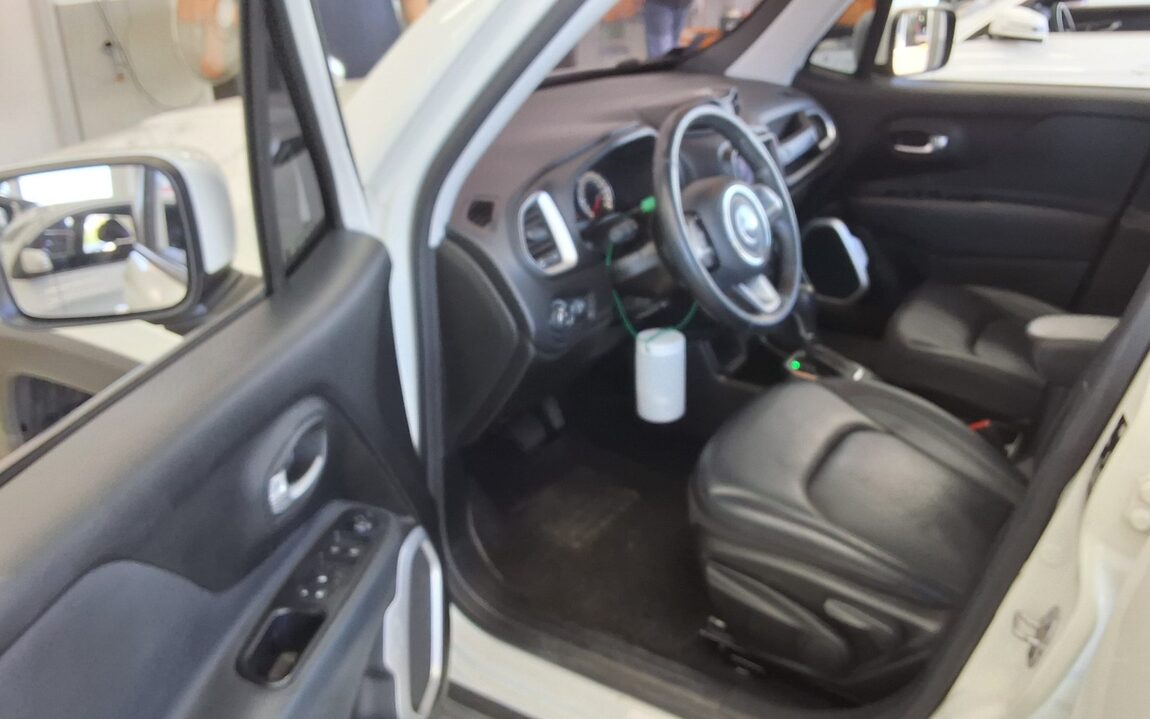 JEEP RENEGADE 2.4 GASOLINE LONGITUDE HIGH 2018 - zdjęcie 10