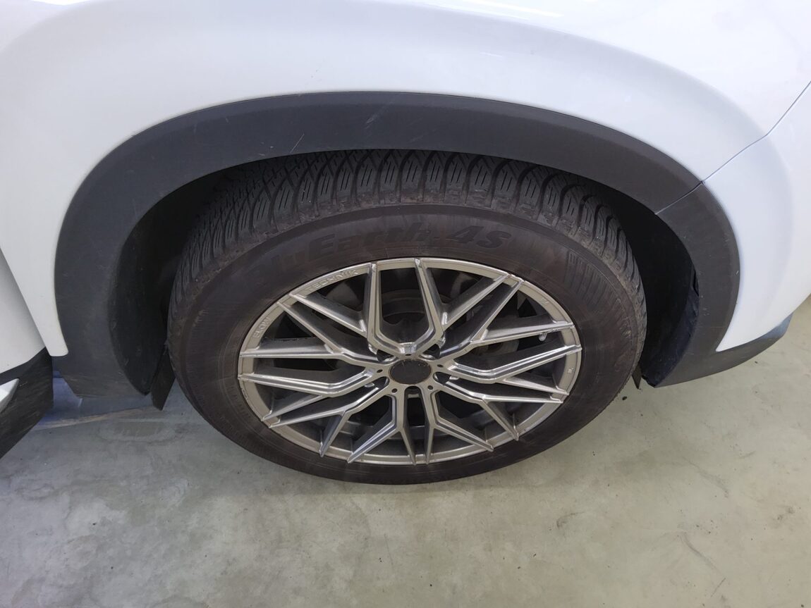 HYUNDAI SANTA FE (TM) 2.0T GDi 2WD EXCLUSIVE 2020 - zdjęcie 25