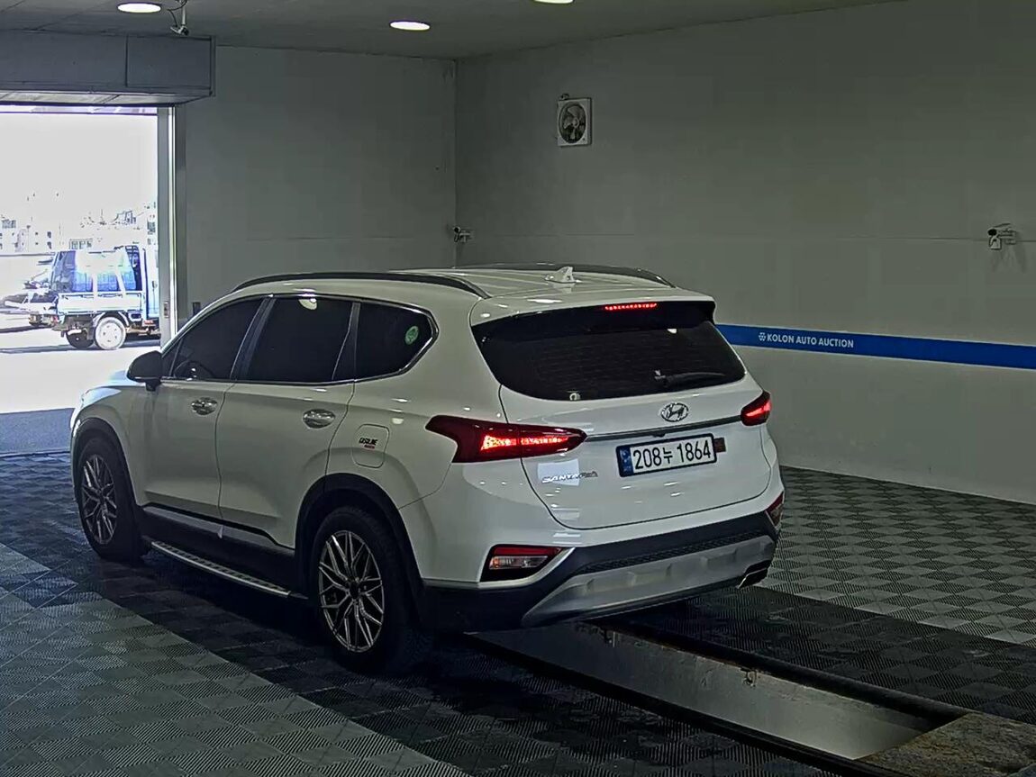 HYUNDAI SANTA FE (TM) 2.0T GDi 2WD EXCLUSIVE 2020 - zdjęcie 6