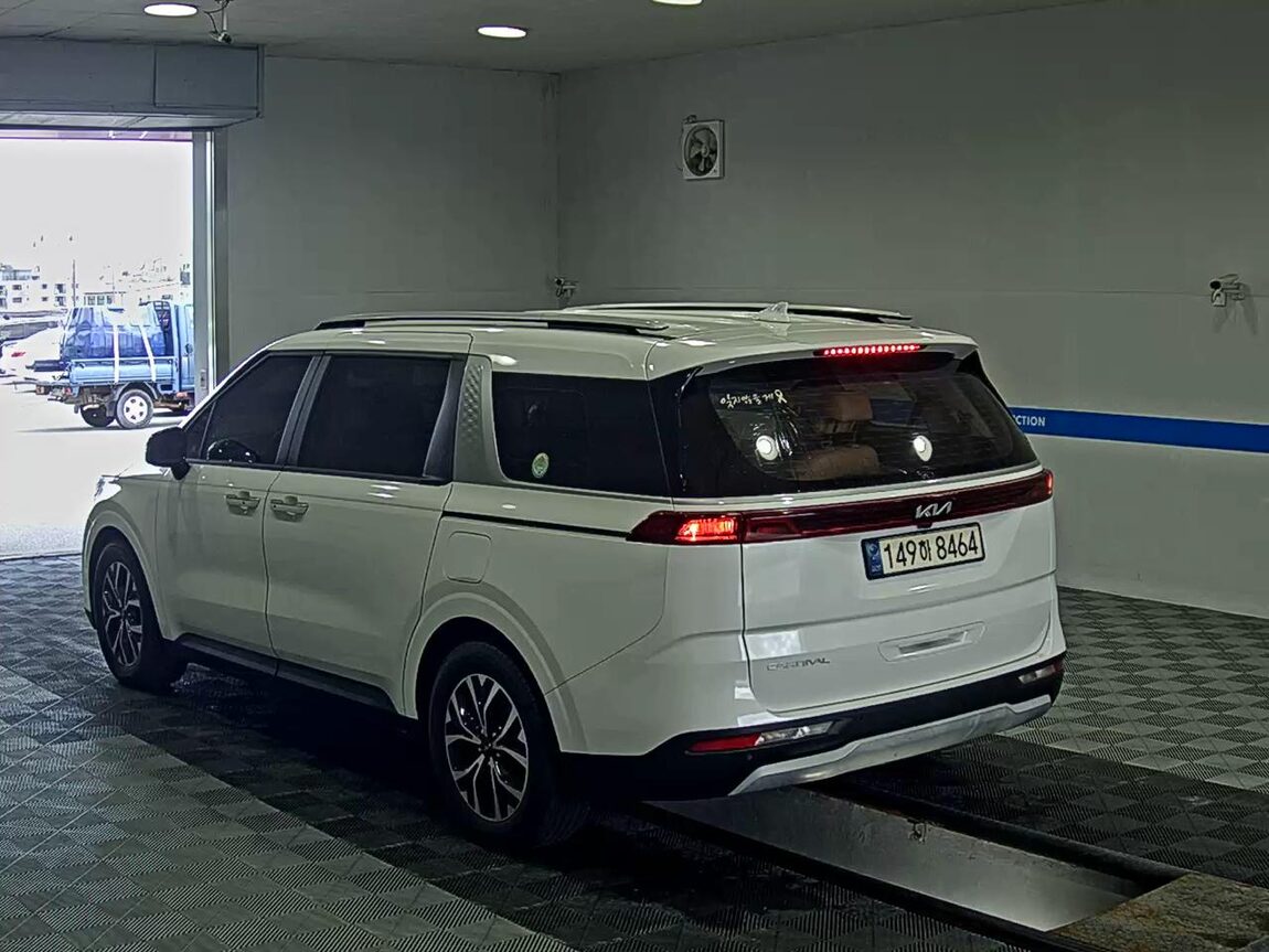 KIA NEW CARNIVAL (KA4) 9-SEATER DIESEL PRESTIGE 2023 - zdjęcie 6