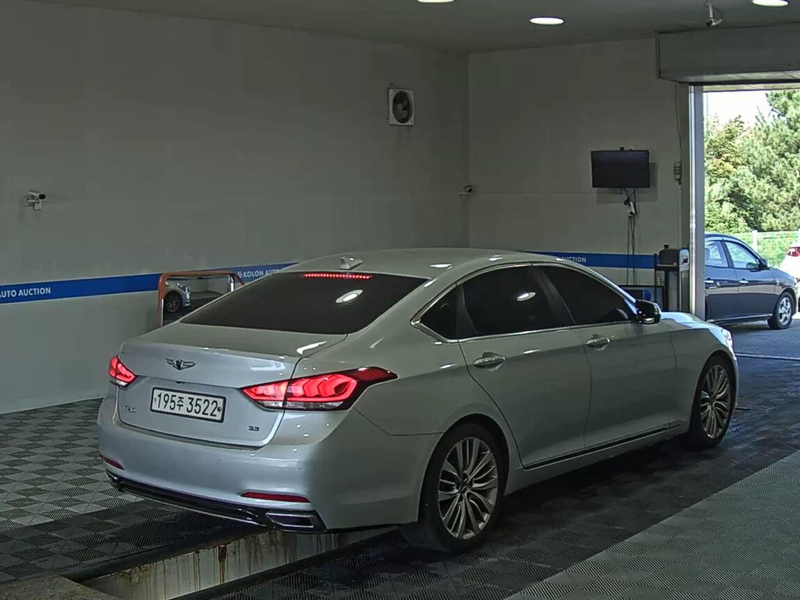 GENESIS G80 3.3 GDi PREMIUM LUXURY 2018 - zdjęcie 5