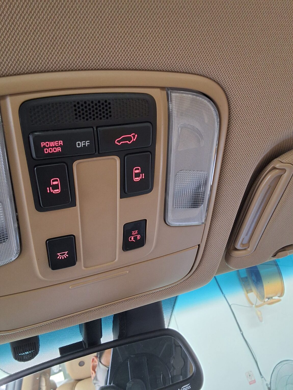 KIA THE NEW CARNIVAL LIMOUSINE 7-SEATER DIESEL PRESIDENT 2019 - zdjęcie 20