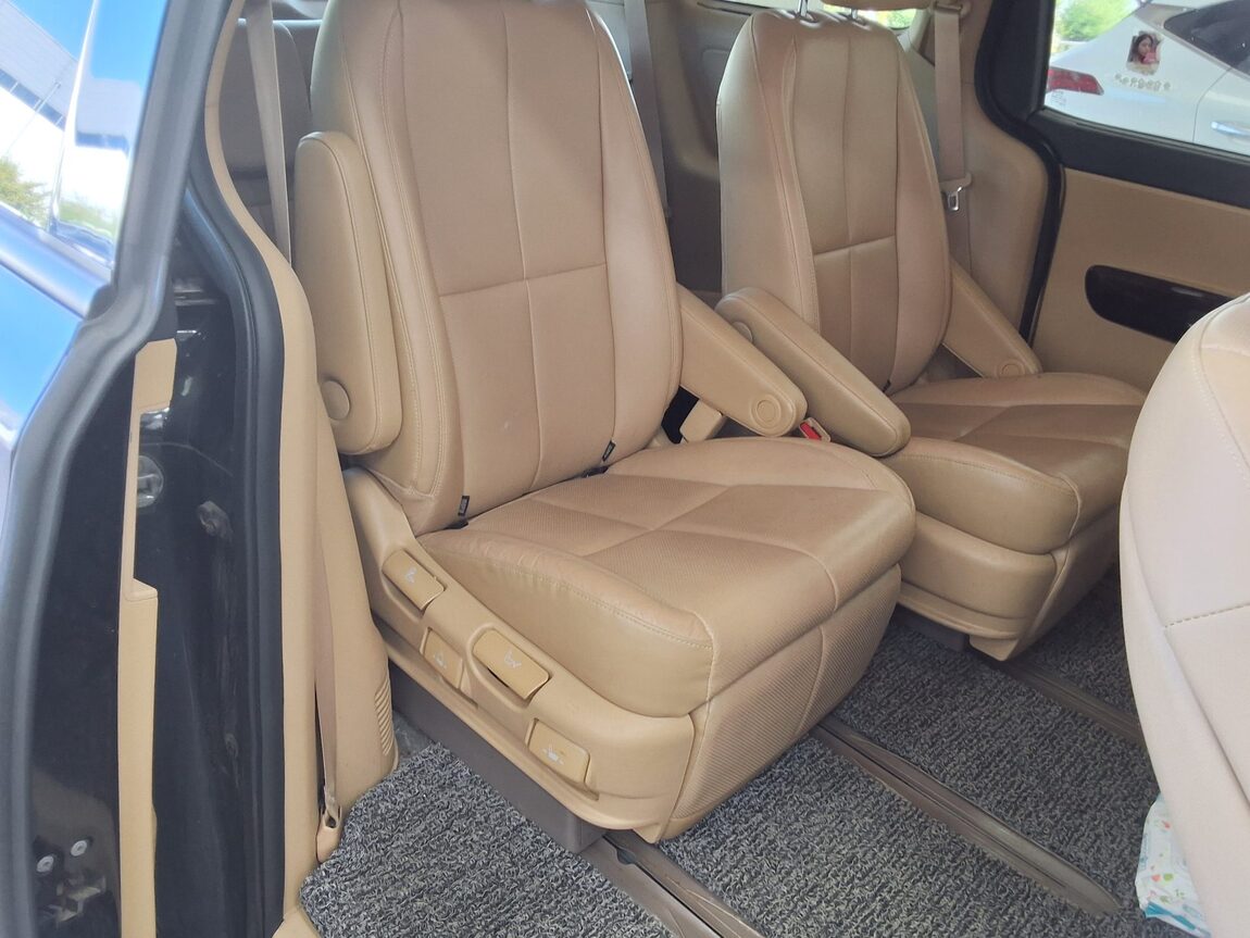 KIA THE NEW CARNIVAL LIMOUSINE 7-SEATER DIESEL PRESIDENT 2019 - zdjęcie 13