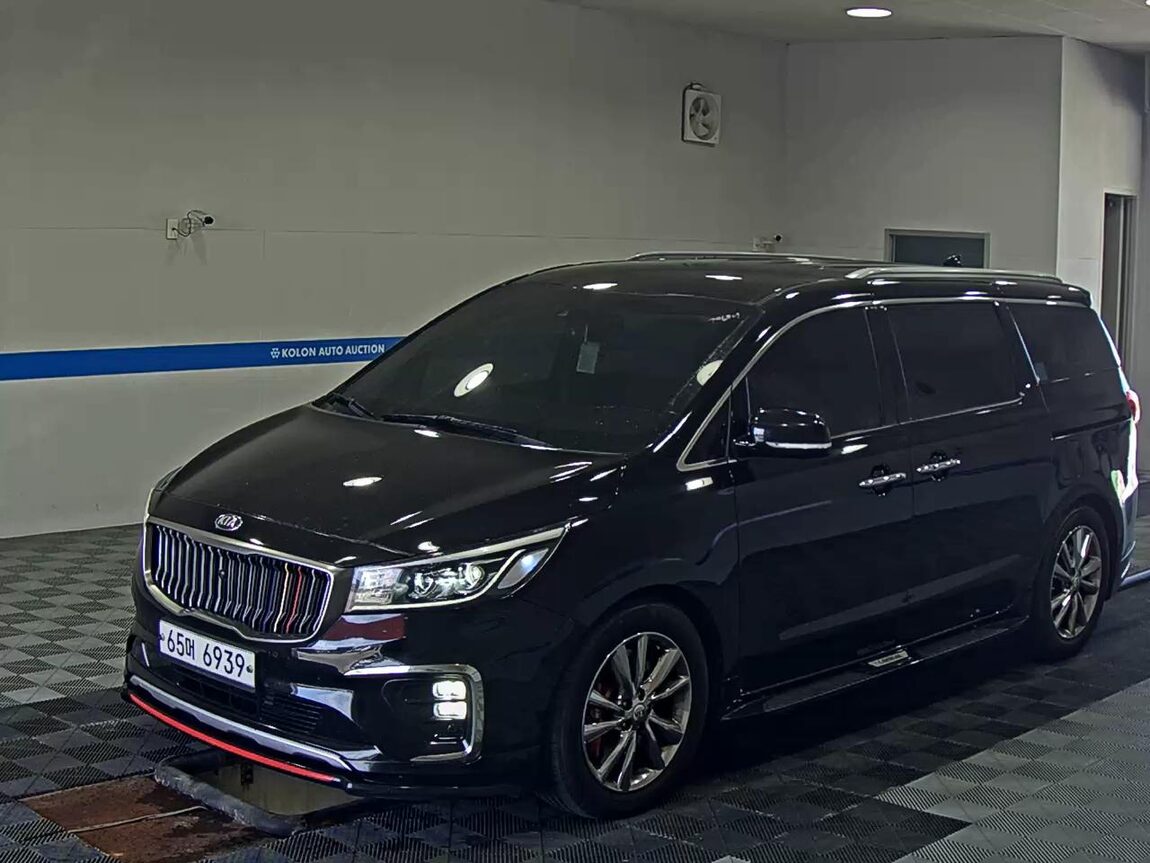 KIA THE NEW CARNIVAL LIMOUSINE 7-SEATER DIESEL PRESIDENT 2019 - zdjęcie 2