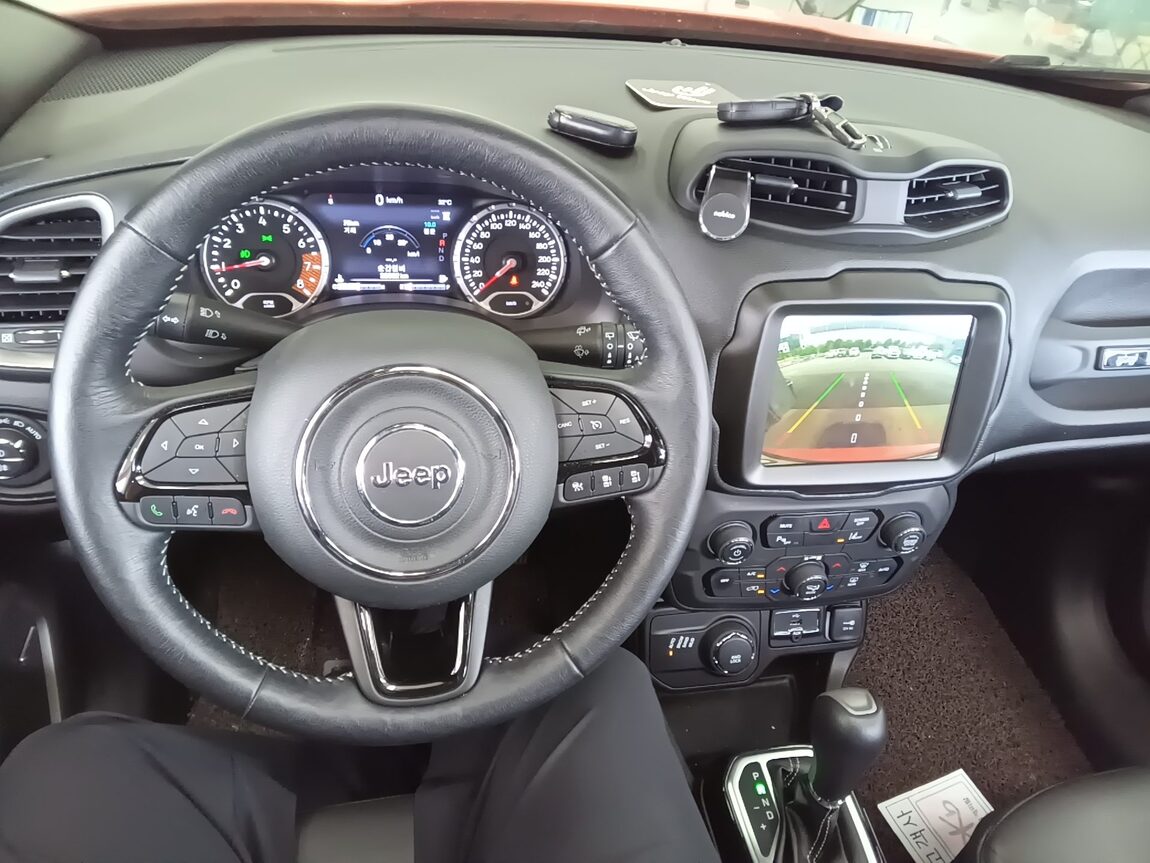JEEP RENEGADE 2.4 GASOLINE AWD 80TH ANNIVERSARY 2021 - zdjęcie 17