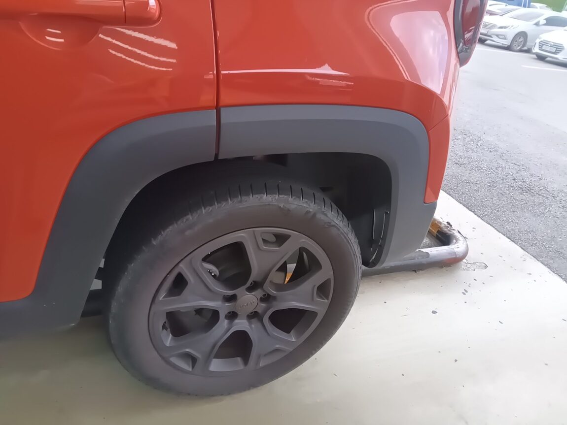 JEEP RENEGADE 2.4 GASOLINE AWD 80TH ANNIVERSARY 2021 - zdjęcie 24